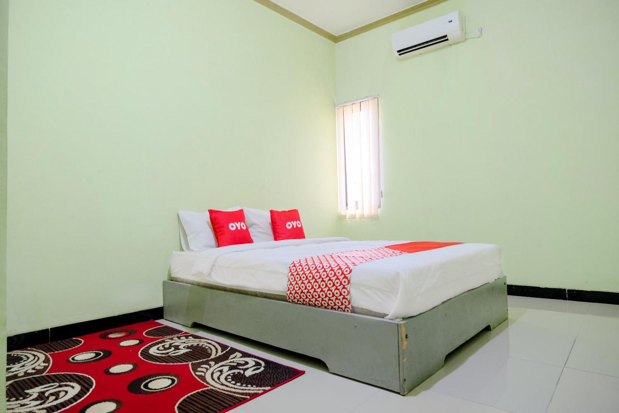 Oyo Life 2508 Alba Suites Homestay Syariah Tulungagung Exteriör bild
